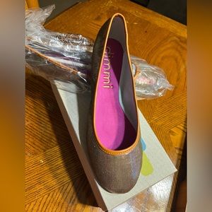 NIB: Dimmi women’s ballet flats Size 8 Color: Metallic Blush
